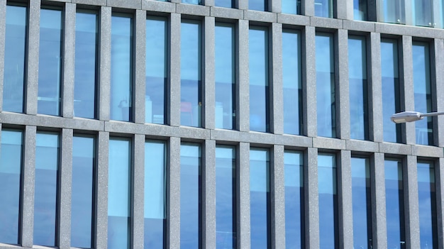 Ein Fenster an einem Gebäude