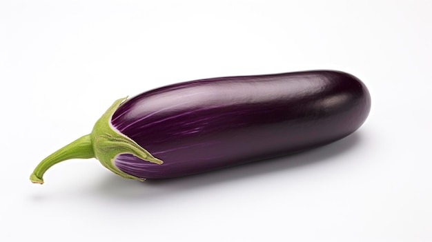 Ein Foto einer Aubergine in voller Länge