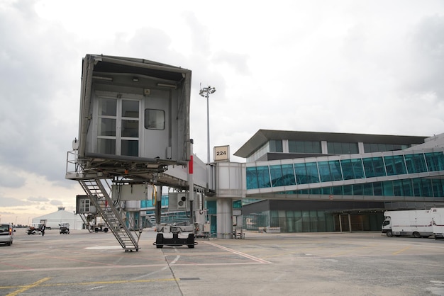 Ein Gate im Flughafen Atatürk in Istanbul Turkiye