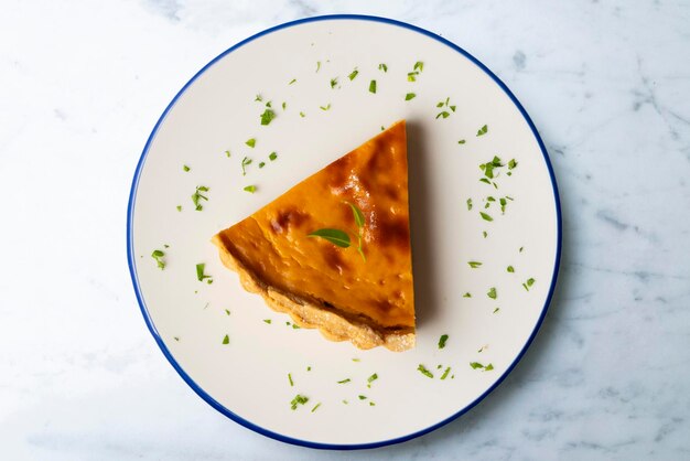 Ein köstliches Stück amerikanischer Kürbiskuchen aus der Luft