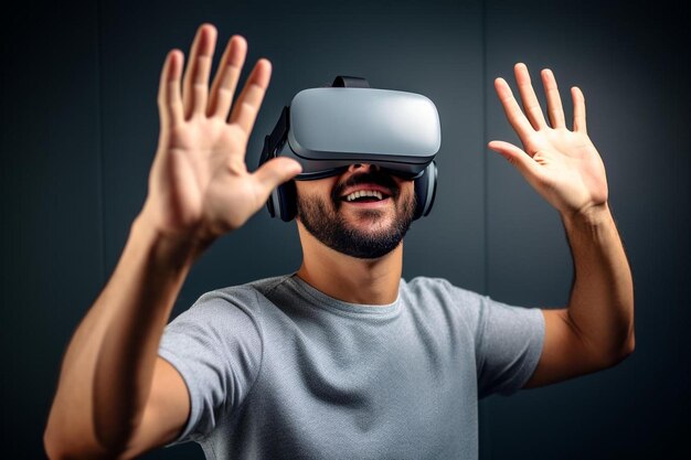ein Mann, der ein virtuelles Realitäts-Headset trägt, trägt ein Paar virtuelle Realität-Headsets