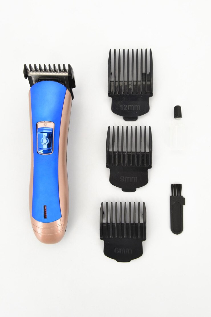 Foto ein satz haarschneider, von denen einer blau und der andere blau ist.