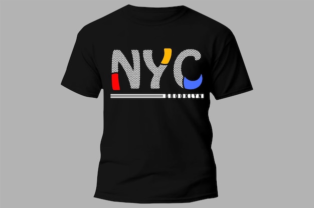 Ein schwarzes T-Shirt mit der Aufschrift NYC darauf.