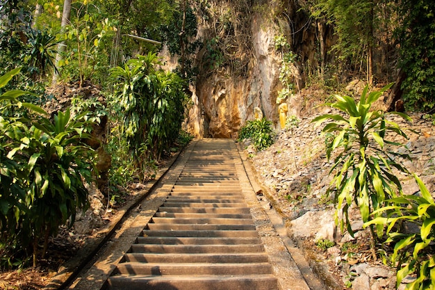 Ein wunderschöner Panoramablick auf Chiang Rai in Thailand