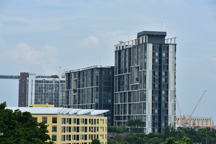 Eine Ansicht des hohen Bürogebäudes der Hauptstadt, Bangkok, Thailand