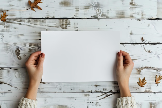 Foto eine frau hält ein stück papier mit den worten im a quot in der hand