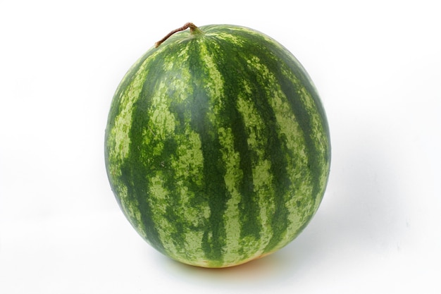 Eine ganze Wassermelone isoliert