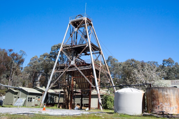 Foto eine historische goldmine in chewton, victoria, australien