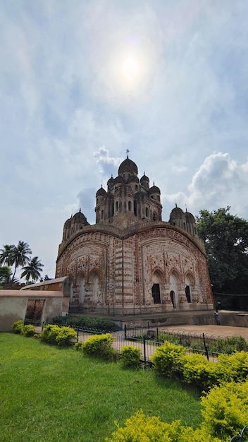 Eine Kirche im Park von Gokarna