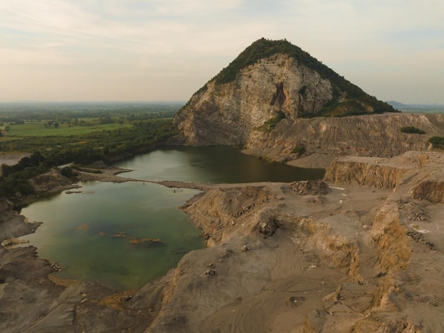 Eine Luftaufnahme des Grand Canyon in Ratchaburi in der Nähe von Bangkok Thailand