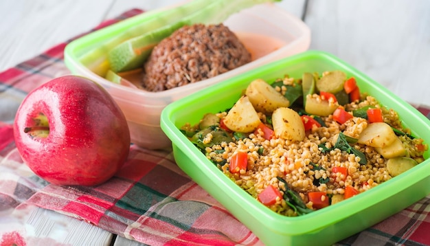 Eine Mahlzeit aus der neuen veganen Ernährung