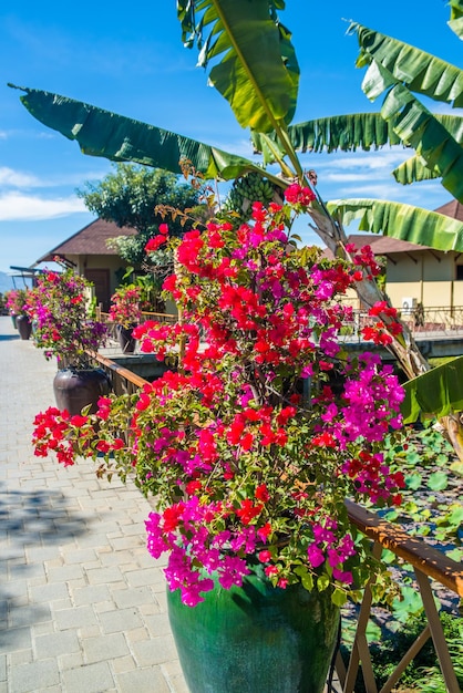 Eine schöne Aussicht auf das Resorthotel in Inle Lake Myanmar