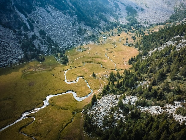 Eine schöne Aussicht auf den Aviolo-See