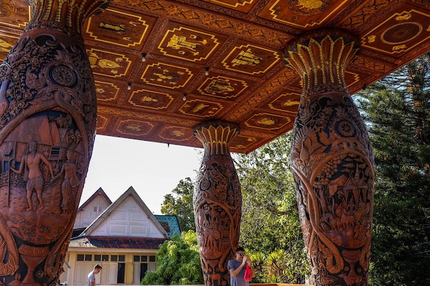 Eine schöne Aussicht auf den buddhistischen Tempel in Chiang Mai Thailand