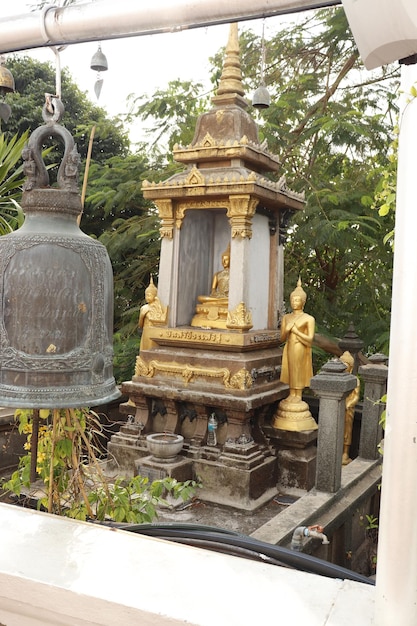 Eine schöne Aussicht auf den Golden Mount Temple in Bangkok Thailand