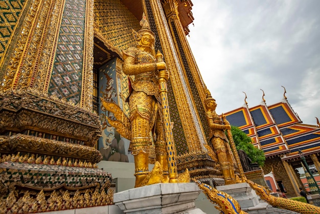 Eine schöne Aussicht auf den Grand Palace der Tempel Wat Phra Kaew in Bangkok Thailand