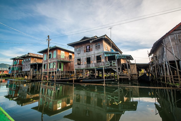 Eine schöne Aussicht auf den Inle-See von Myanmar