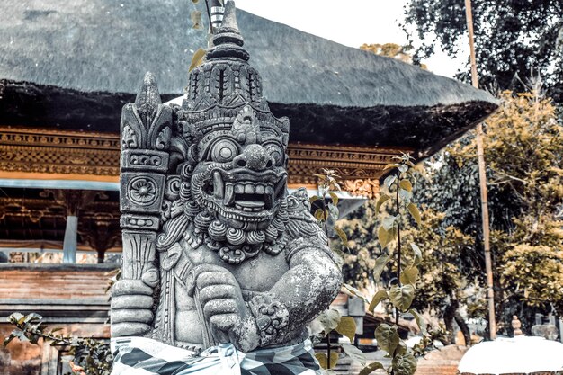 Eine schöne Aussicht auf den Tempel Pura Tirta Empul in Bali Indonesien