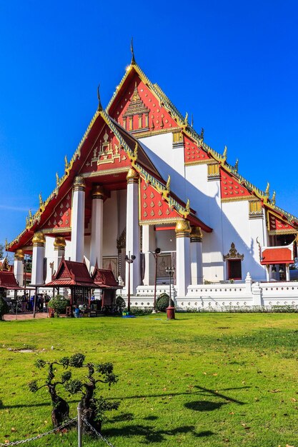 Eine schöne Aussicht auf den Tempel Wat Phra Si Sanphet in Ayutthaya Thailand