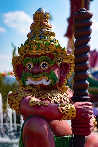 Eine schöne Aussicht auf den Tempel Wat Saeng Kaeo in Chiang Rai Thailand