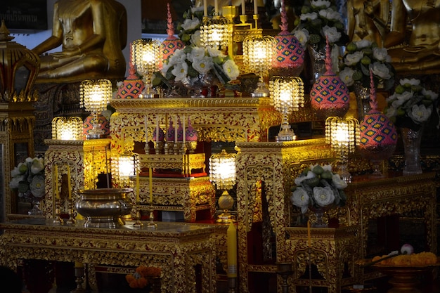 Eine schöne Aussicht auf den Tempel Wat Songkran in Bangkok Thailand