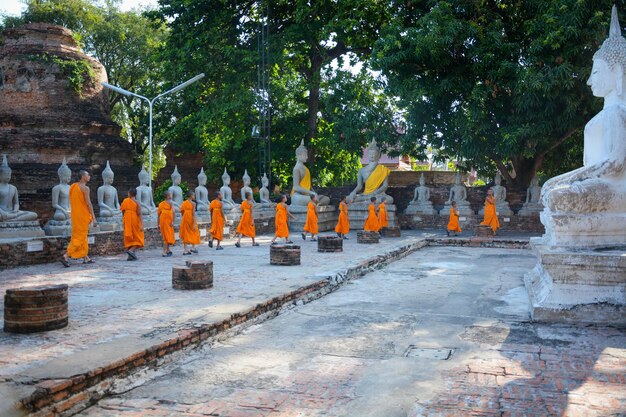 Eine schöne Aussicht auf den Tempel Wat Yai Chai Mongkhol in Ayutthaya Thailand