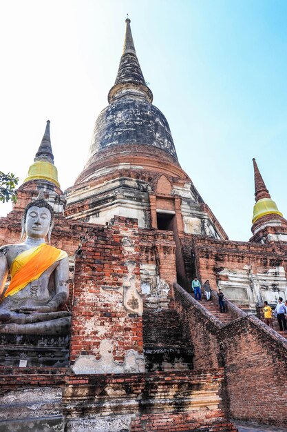 Foto eine schöne aussicht auf den tempel wat yai chaimongkhol in ayutthaya thailand