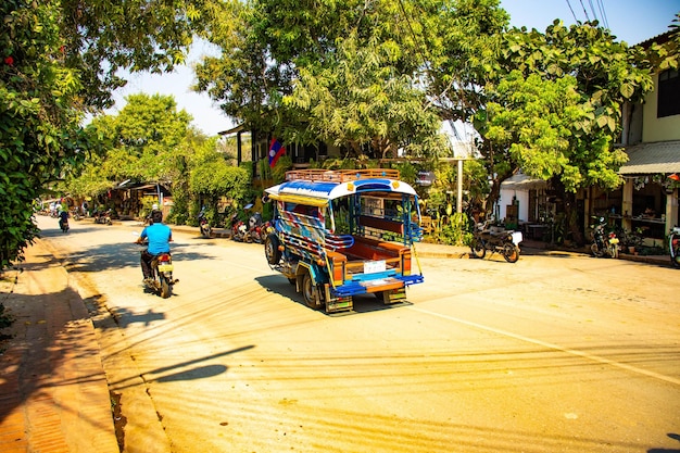 Eine schöne Aussicht auf die Stadt Luang Prabang in Laos