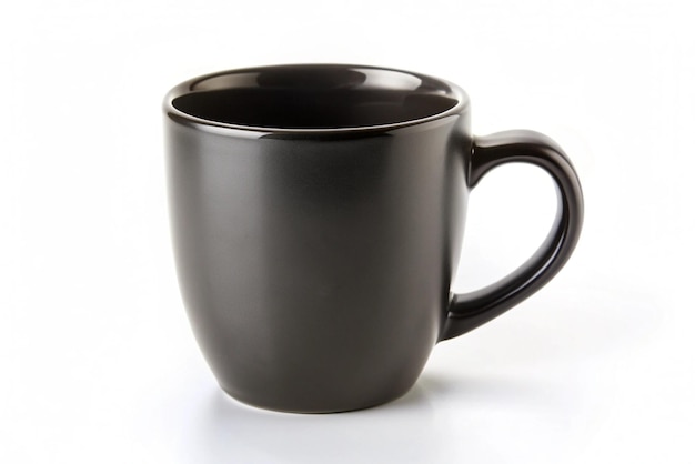 eine schwarze Kaffeetasse mit einem Griff, auf dem steht Kaffee