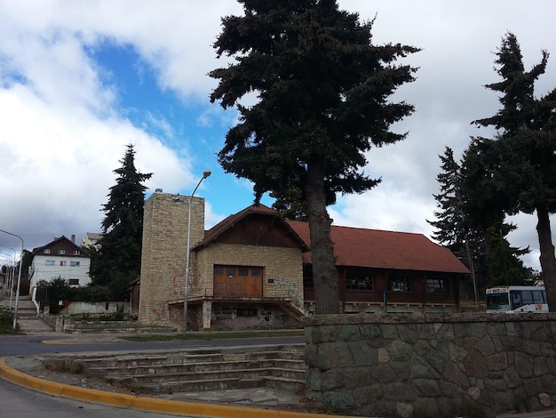 Eine Straßenansicht von Bariloche Die Stadt liegt am See Nahuel Huapi San Carlos de Bariloche Argentinien