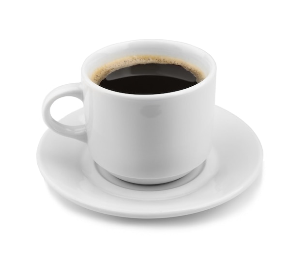 Eine Tasse Kaffee auf weißem Hintergrund