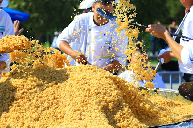 Eine Tonne Plov