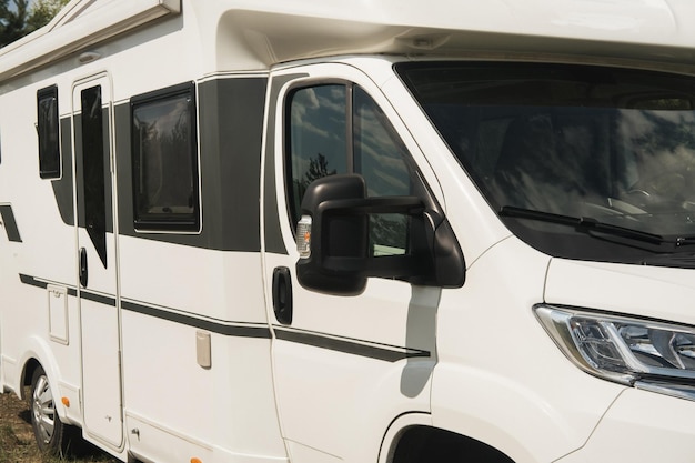 Eine Urlaubsreise im Wohnmobil, eine Rast im Van