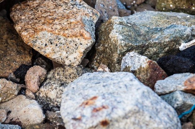 Eine vollständige Aufnahme von Felsen