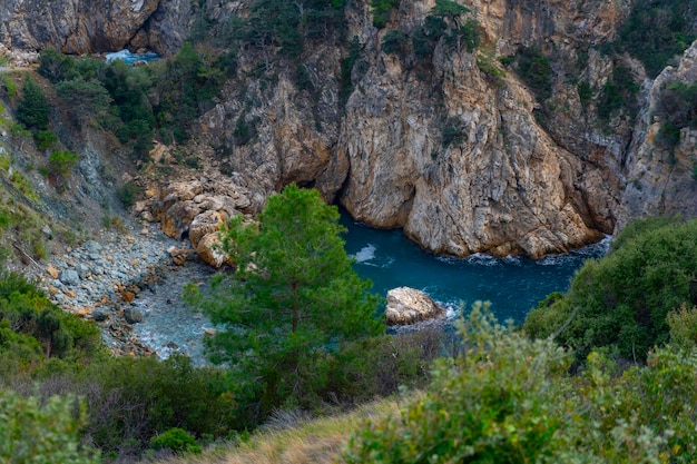 Einzigartig schöne Höhlen und Meer in Alanya, Türkei