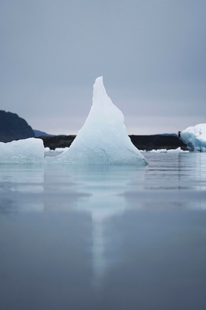 Eisberg im Südosten Islands