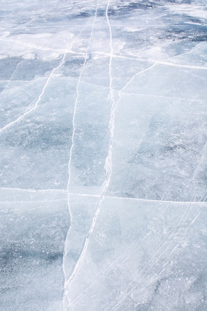 Eisbeschaffenheit auf Oberfläche von gefrorenem See