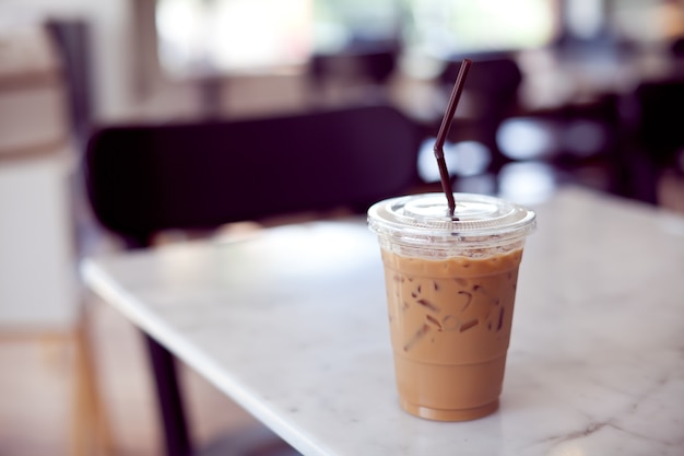 Eiskaffee in Coffee-Shop.