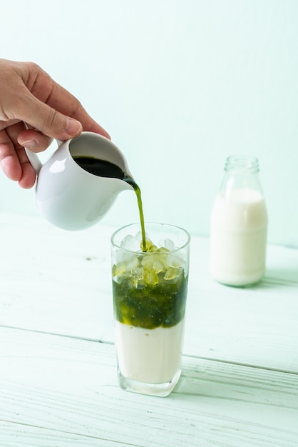 Eistee Matcha grüner Tee Latte