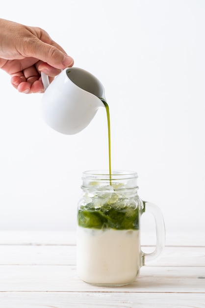 Eistee Matcha grüner Tee Latte