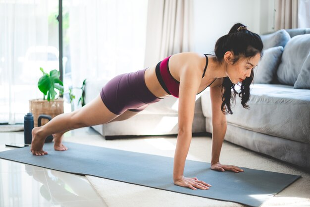 Ropa de mujer de Yoga de la marca Patagonia 