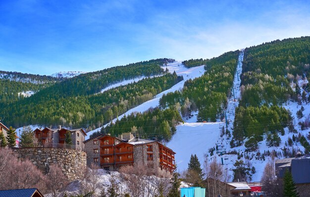 El Tarter ski village em Andorra Grandvalira