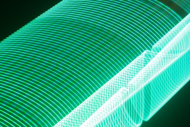 Los electrones en la fuente de luz ganan energía para la aceleración de transición