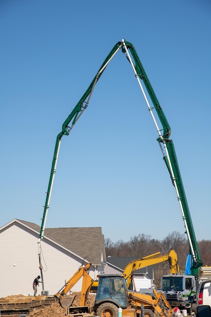 Foto elefantenkran oder betonpumpenkran job tube