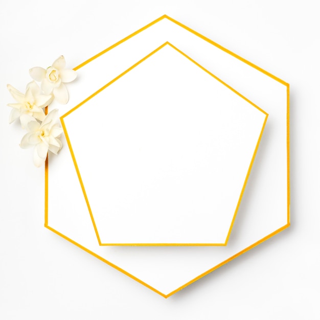 Elegante goldene Rahmen mit Blumen von oben