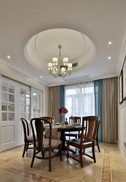 El elegante interior del comedor