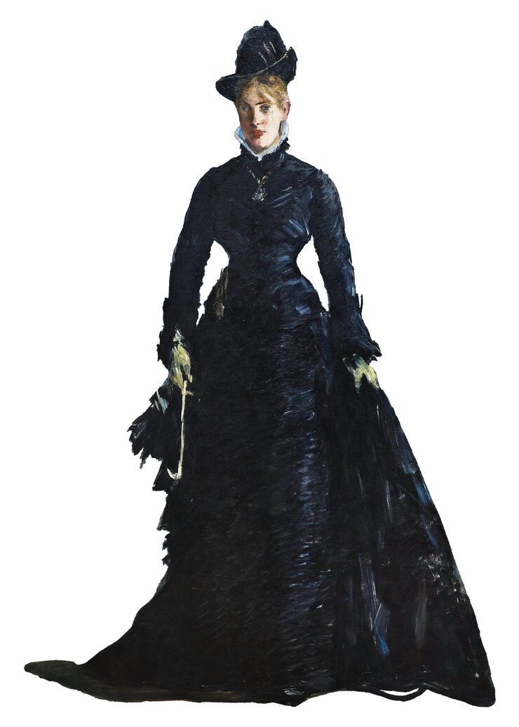 Elegante mujer vestida de negro