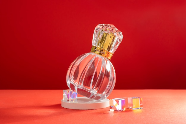 Foto elegantes parfümflaschenstillleben