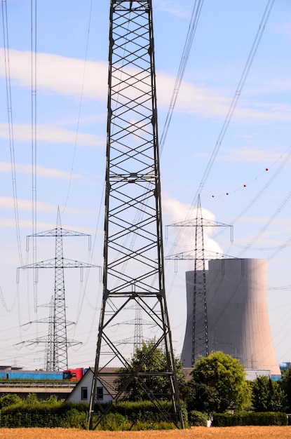 Elektrischer Hochspannungs-Sendemast