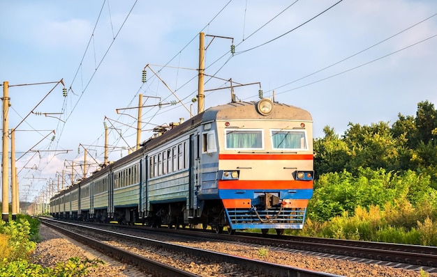 Elektrischer Vorortzug in der Region Odessa, Ukraine